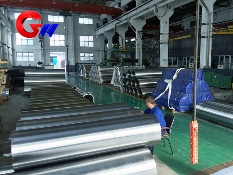 用于电池箔生产的钢卷轴1.jpg